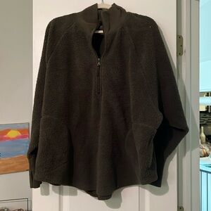 Offline by Aerie 1/4 zip fleece Sherpa sweatshirt olive green size large